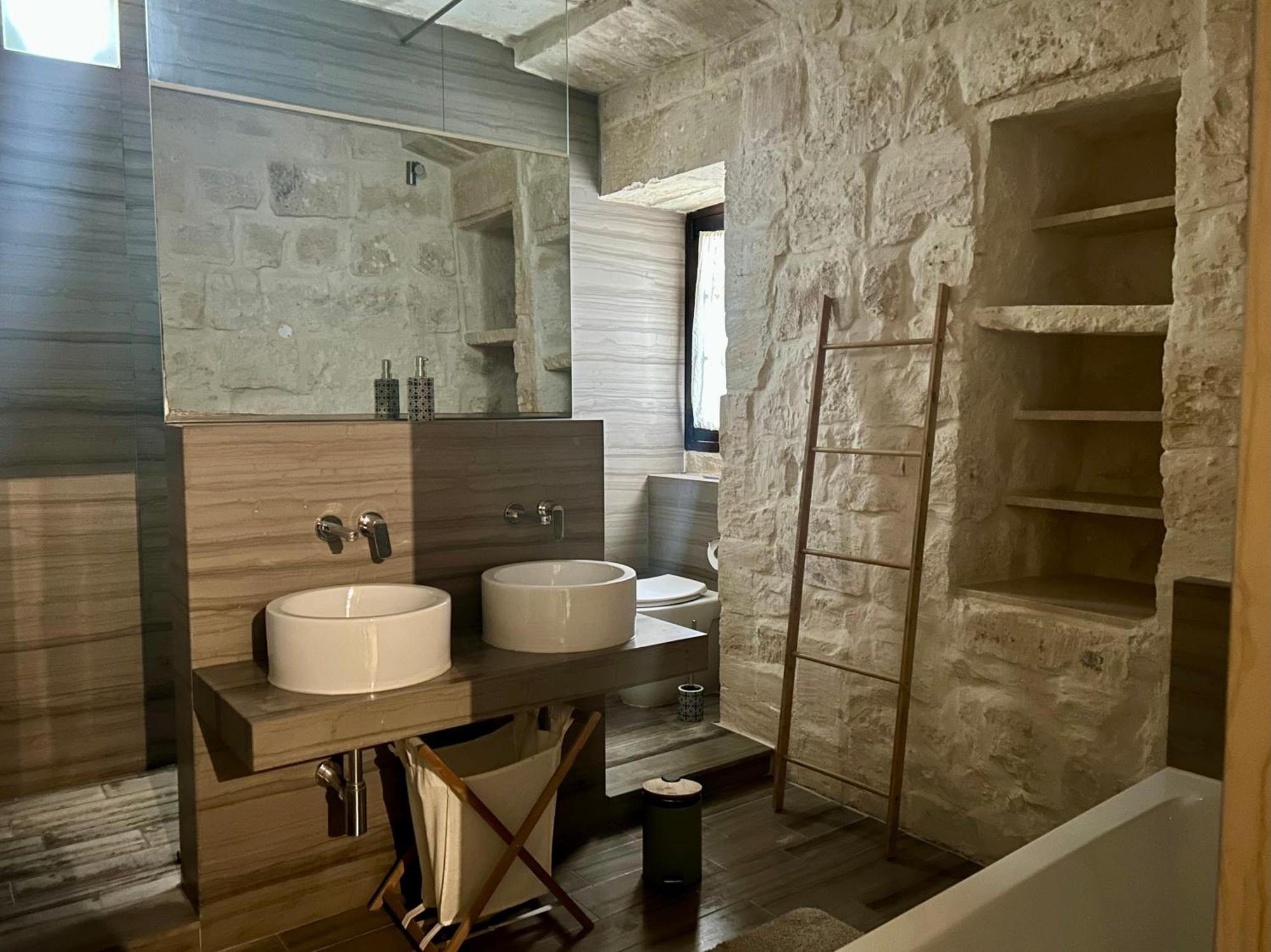 Апартаменты Traditional House Of Character With Terrace - Central, Cozy & Calm Биркиркара Экстерьер фото