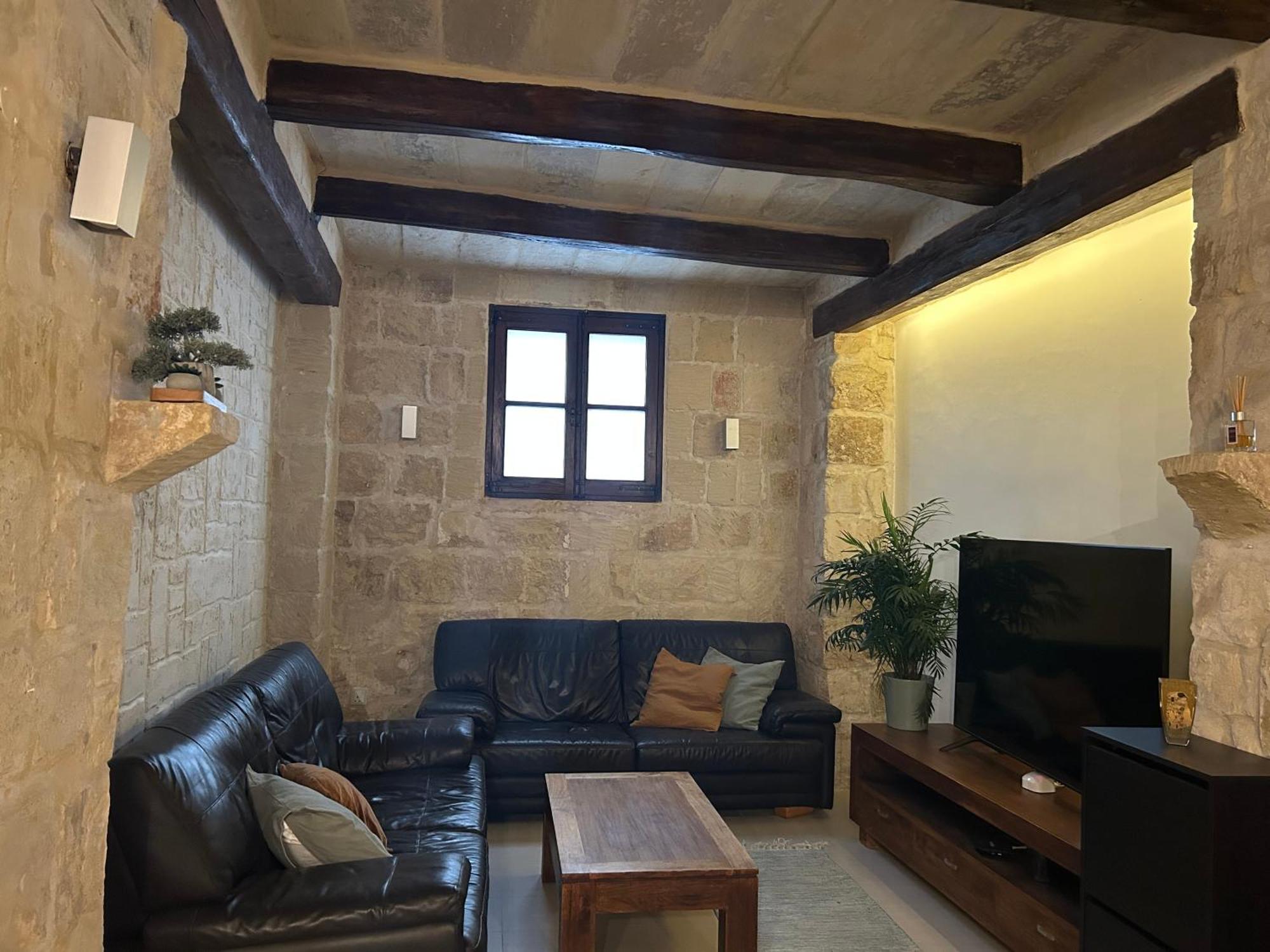 Апартаменты Traditional House Of Character With Terrace - Central, Cozy & Calm Биркиркара Экстерьер фото