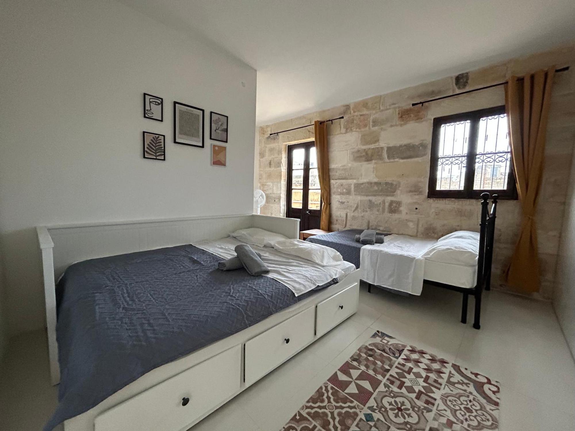 Апартаменты Traditional House Of Character With Terrace - Central, Cozy & Calm Биркиркара Экстерьер фото
